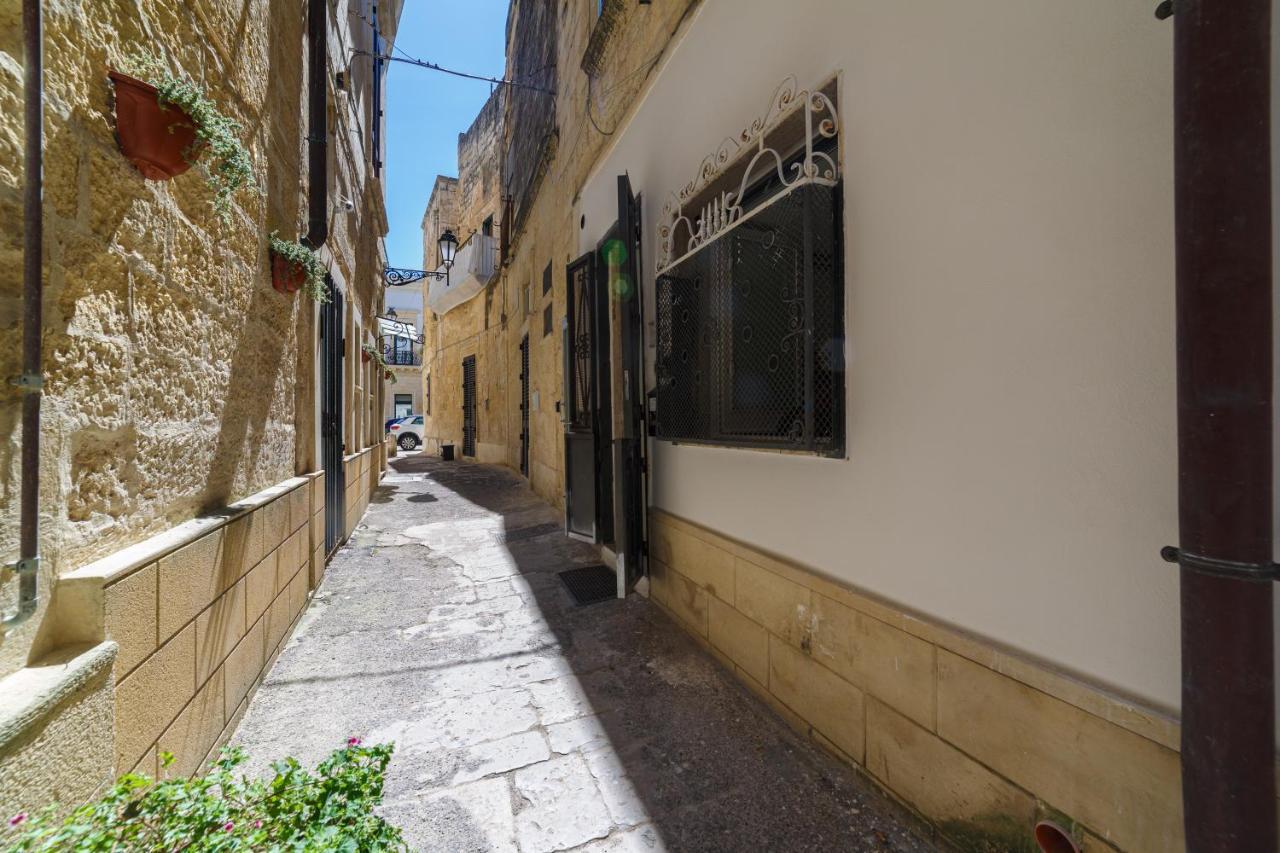 Apartment Don Giuliano Centro Lecce Luaran gambar